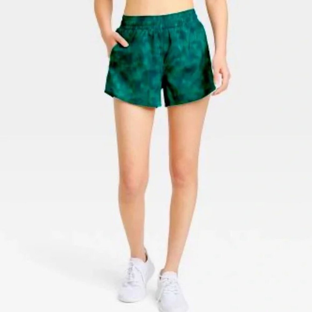 Target All in Motion Mid-Rise Run Shorts 3" in Assorted Green - Size XL